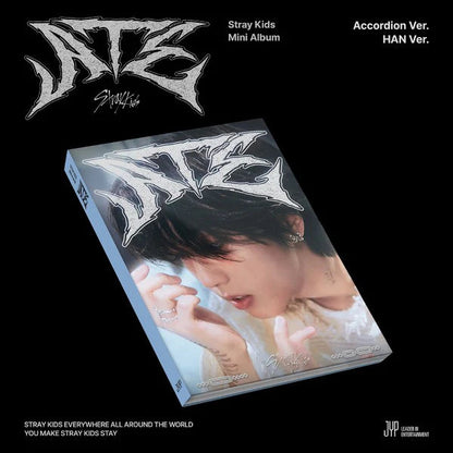 Stray Kids - 9th Mini Album [ATE] (Accordion Ver.) (Random Ver.)